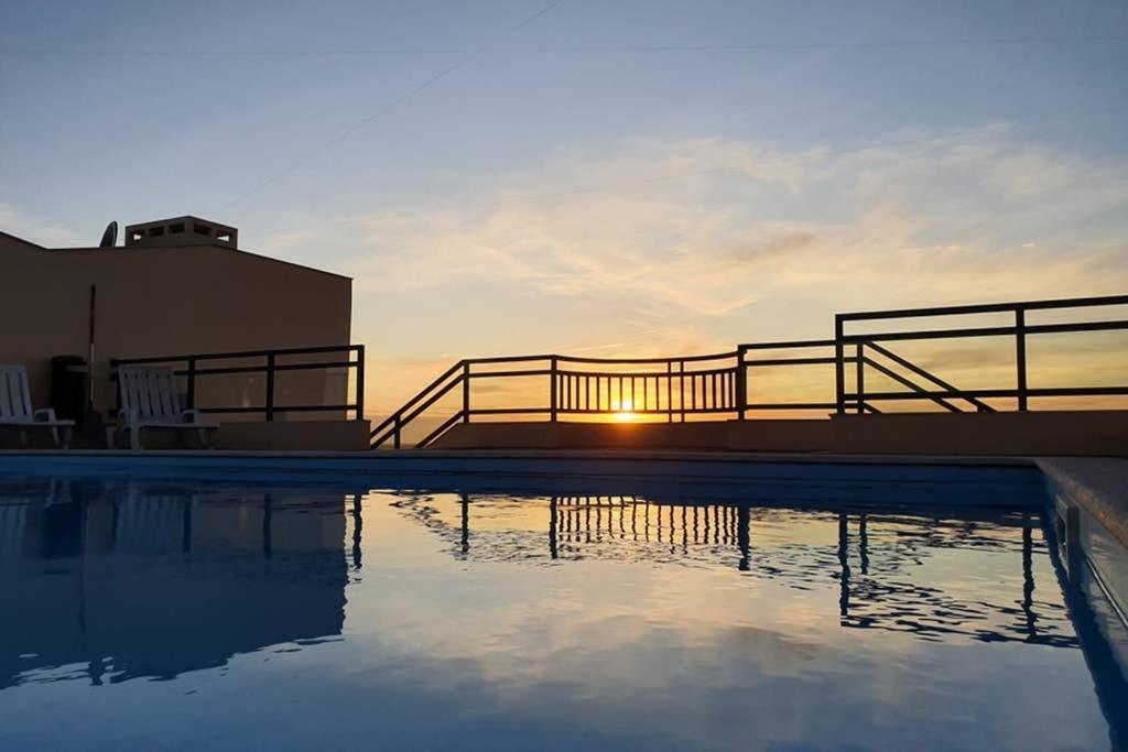 Ria Sunset House - Rooftop Pool 奥良 外观 照片